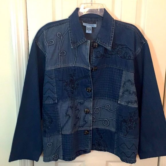 Sara Studio Jackets & Blazers - Denim jean Jacket Embroidered Front, Excellent Condition Sz Medium